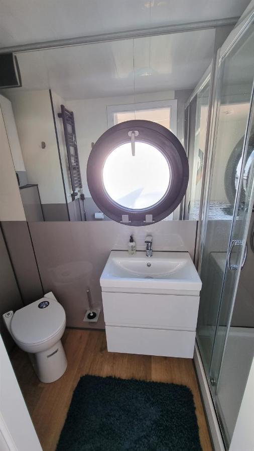 Hausboot Hilja Otel Schleswig Dış mekan fotoğraf