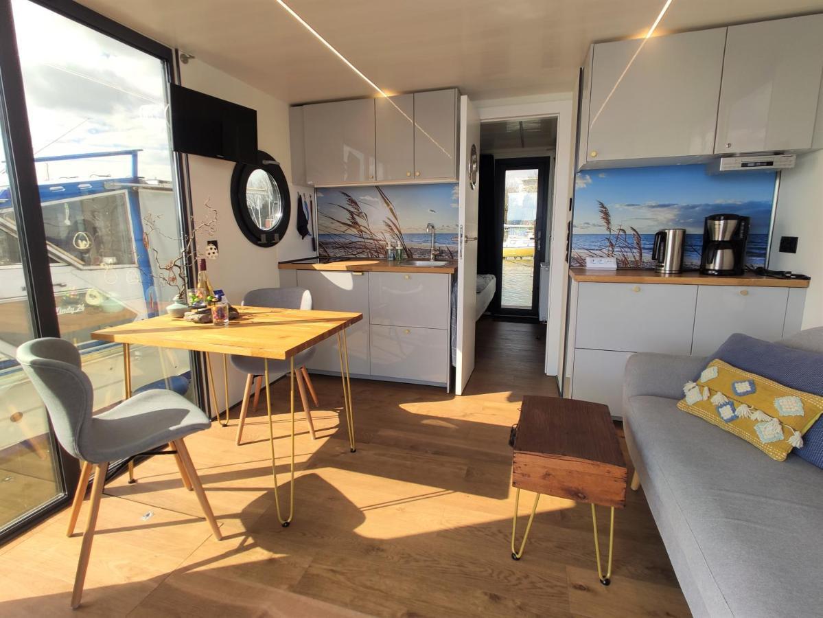 Hausboot Hilja Otel Schleswig Dış mekan fotoğraf