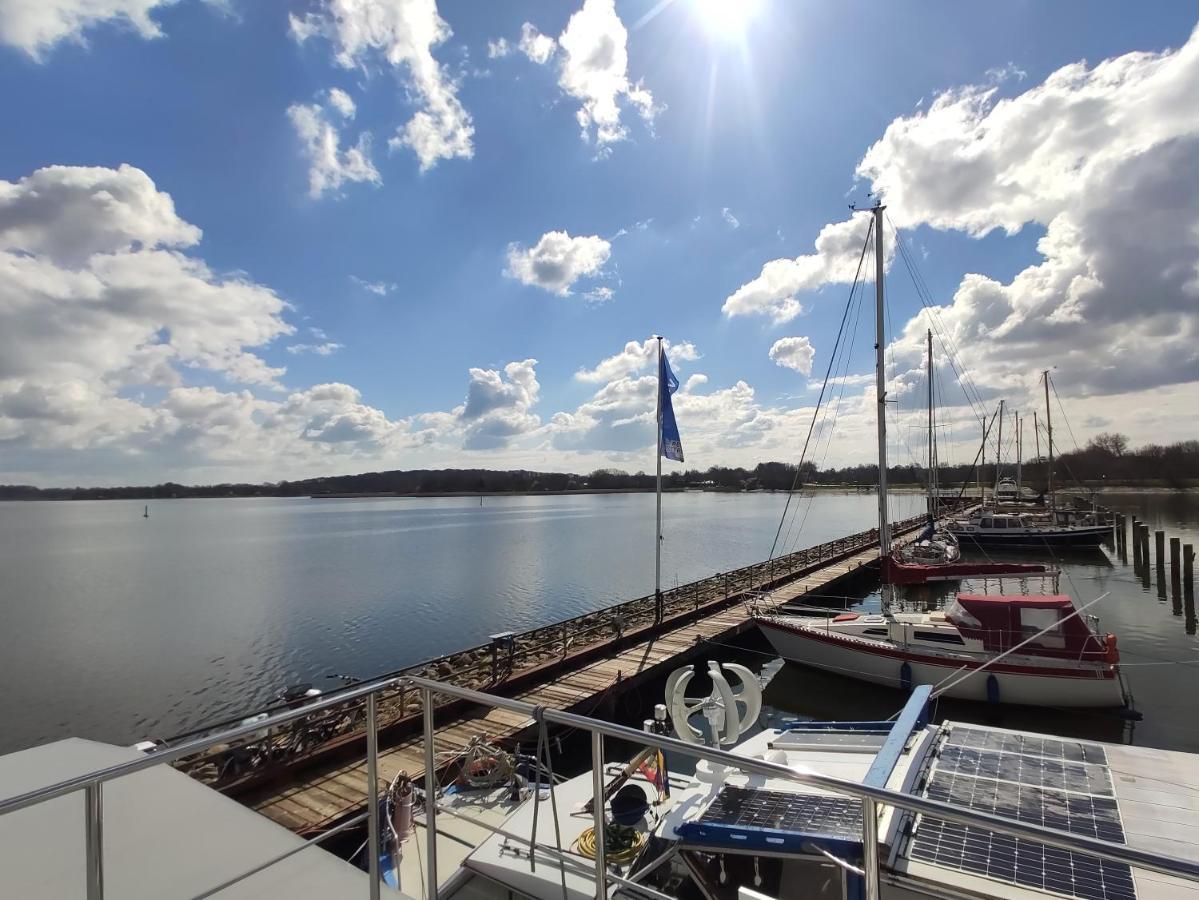 Hausboot Hilja Otel Schleswig Dış mekan fotoğraf
