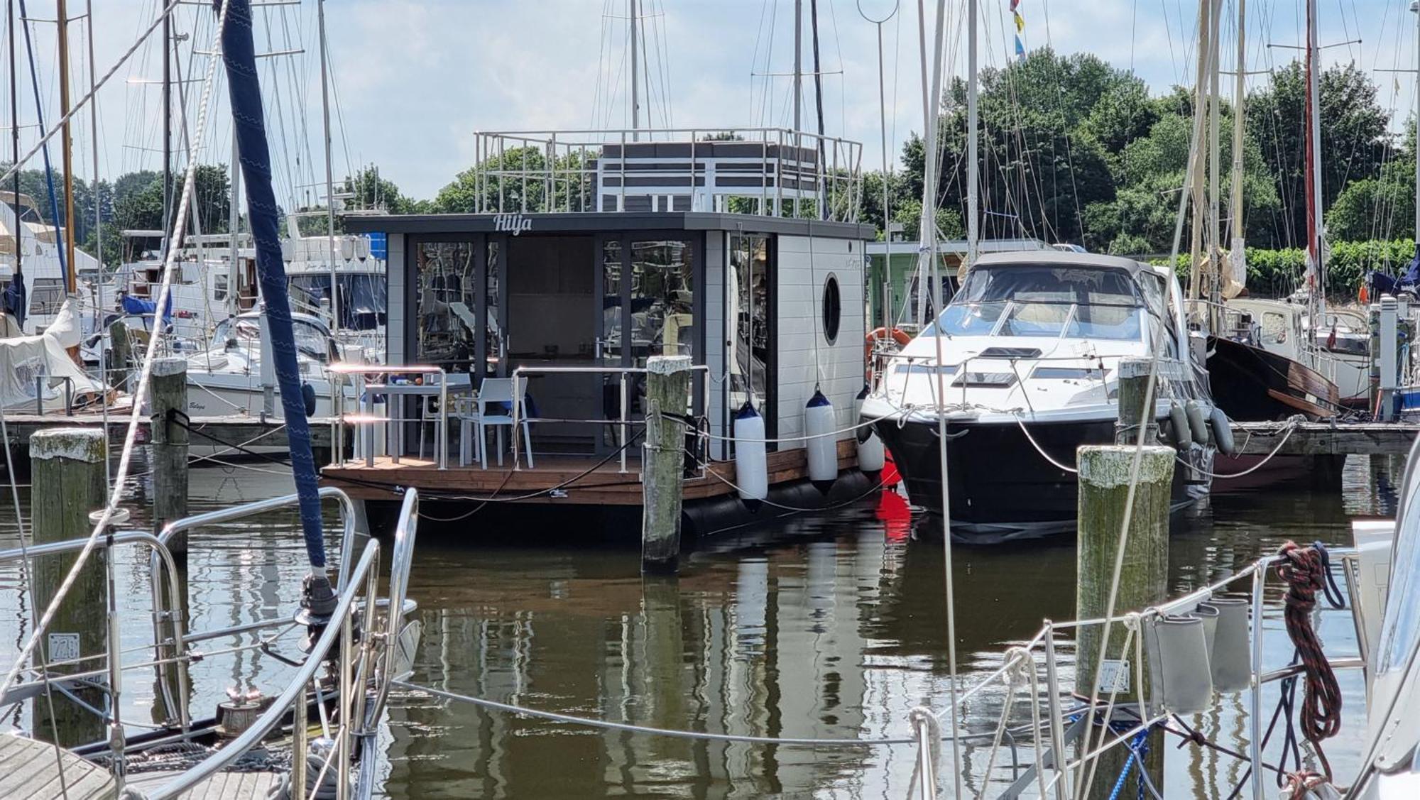 Hausboot Hilja Otel Schleswig Dış mekan fotoğraf